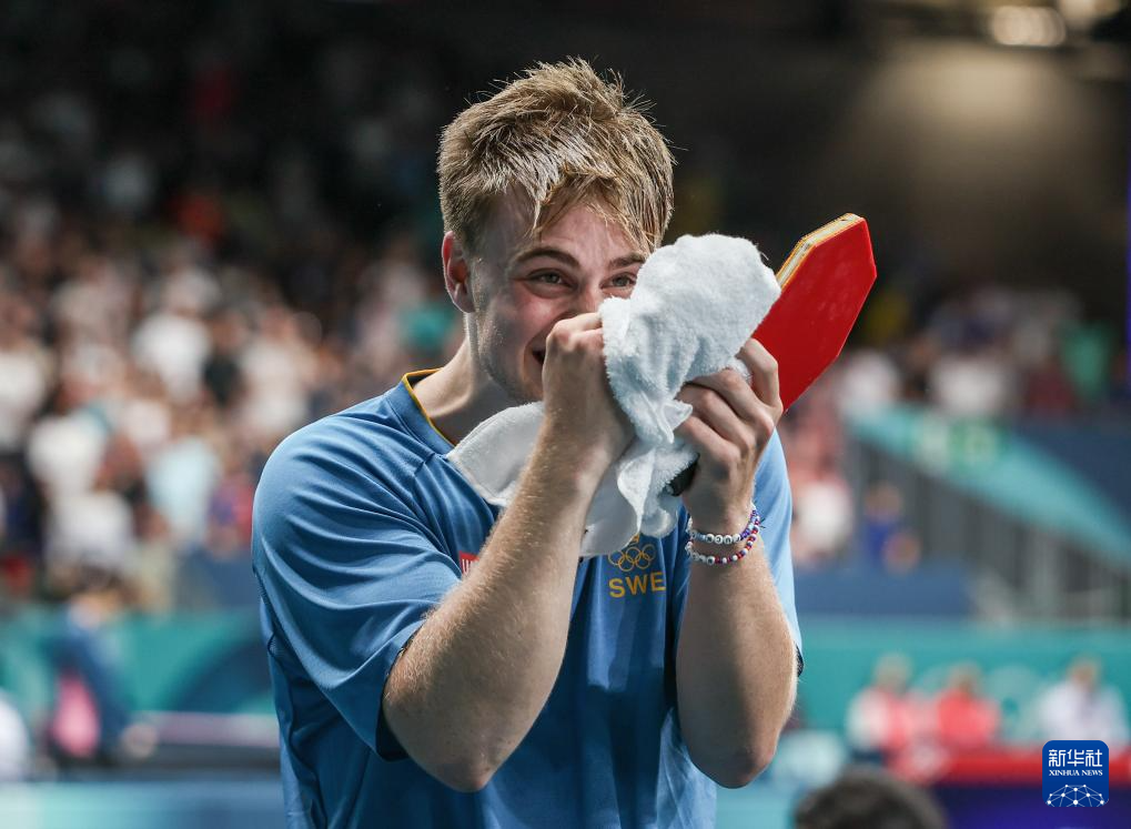 队配合的完 队配合的完