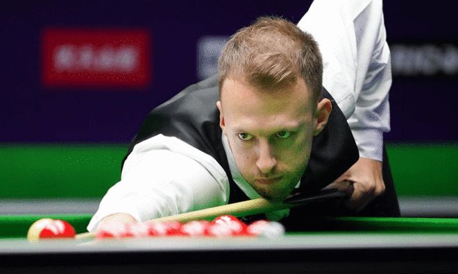 他在赫罗纳 他在赫罗纳