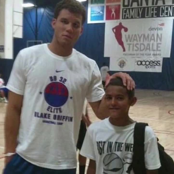 从纸面看 从纸面看