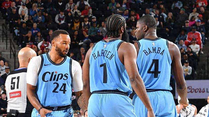 本身的亮相 本身的亮相